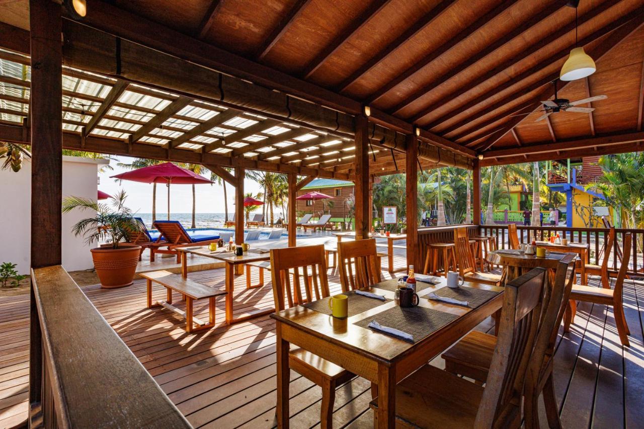 Coconut Row Boutique Hotel Hopkins Kültér fotó