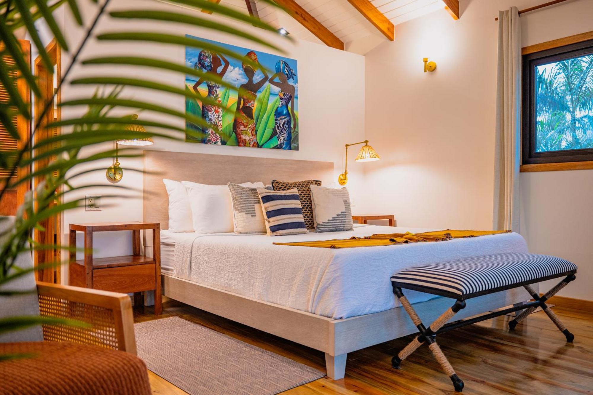 Coconut Row Boutique Hotel Hopkins Kültér fotó