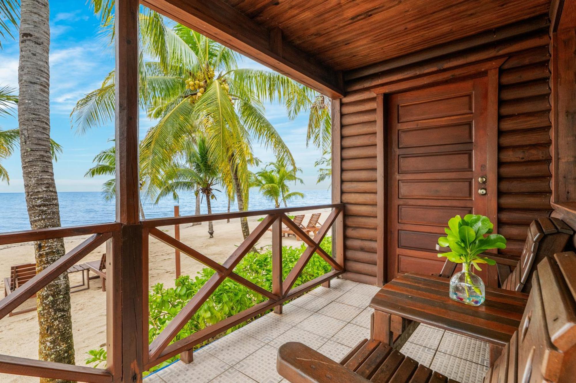 Coconut Row Boutique Hotel Hopkins Szoba fotó