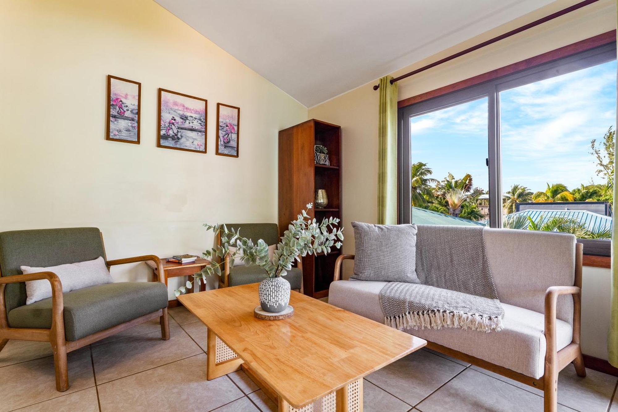 Coconut Row Boutique Hotel Hopkins Kültér fotó