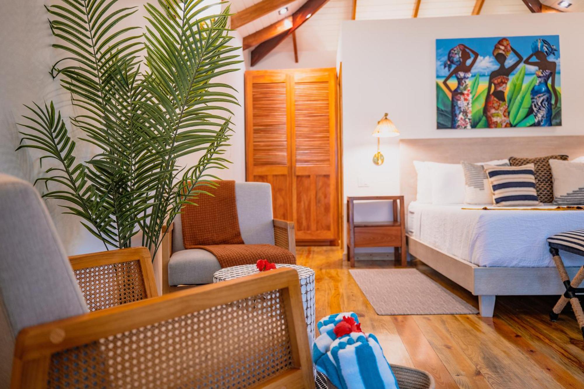 Coconut Row Boutique Hotel Hopkins Kültér fotó